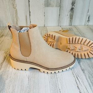 Matisse Footwear Preston Chunky Chelsea Boot NWT Tan ORIGINAL BOX INCLUDED
